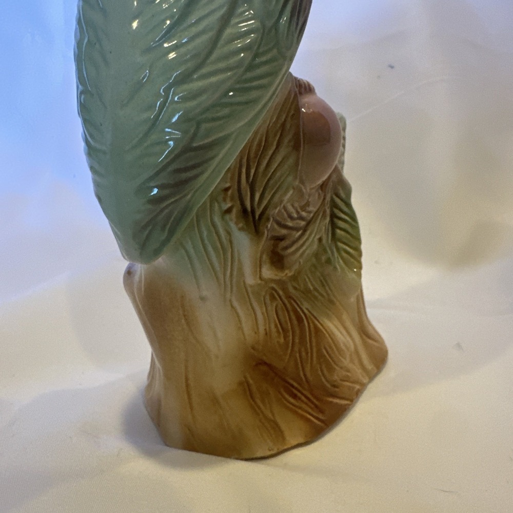 Vintage Ceramic Parrot Beautiful Parakeet 1960's Figurine Made in Brazil 200B EC - Picture 8 of 16